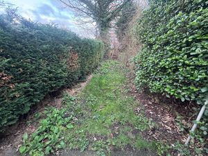 Photo 16- click for photo gallery